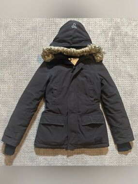 TNA Golden Black Hooded Puffer Larsen Parka with Faux Fur Trim